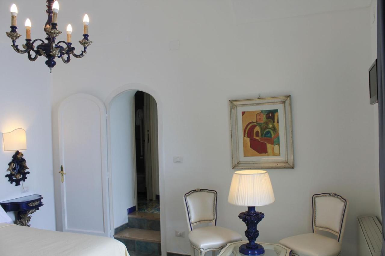Queen View Apartment - No Kitchen Позитано Экстерьер фото